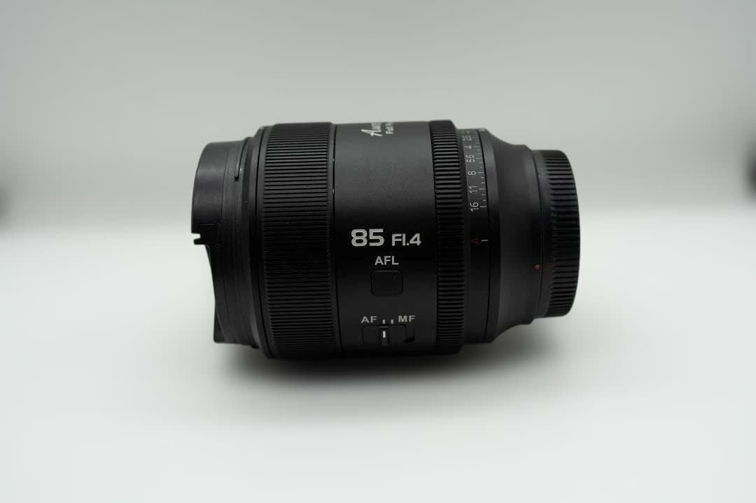SIRUI Aurora 85mm F1.4 (Eマウント)　フィルター2個付
