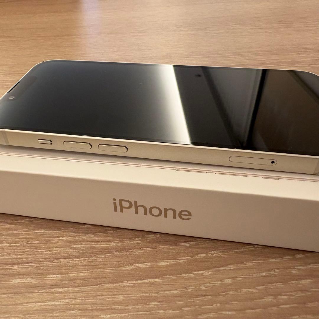 iPhone13 スターライト 128GB SIMフリー　バッテリー85%