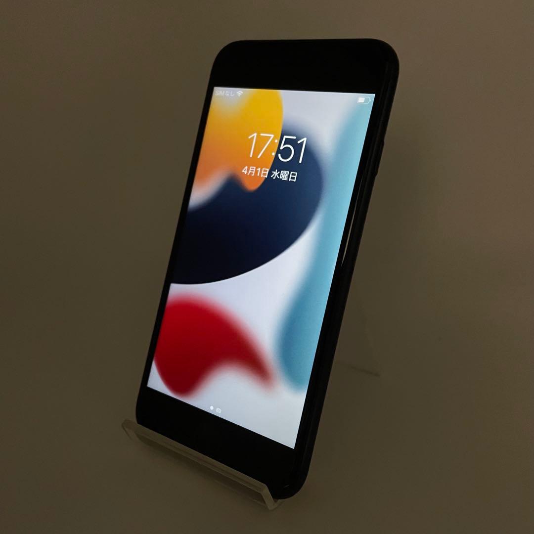 Apple iPhone 7 128GB バッテリー100% おまけ付き 565