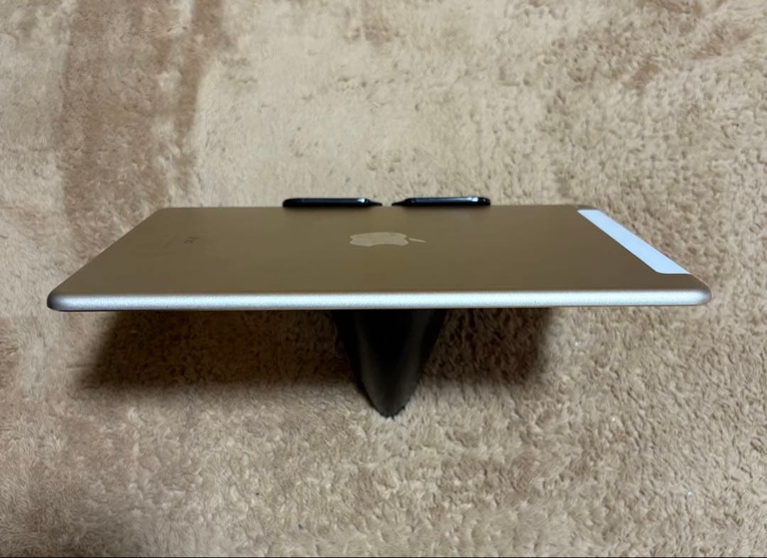 iPad Air 2 Wifi+Cellularモデル 64GBバッテリー86%