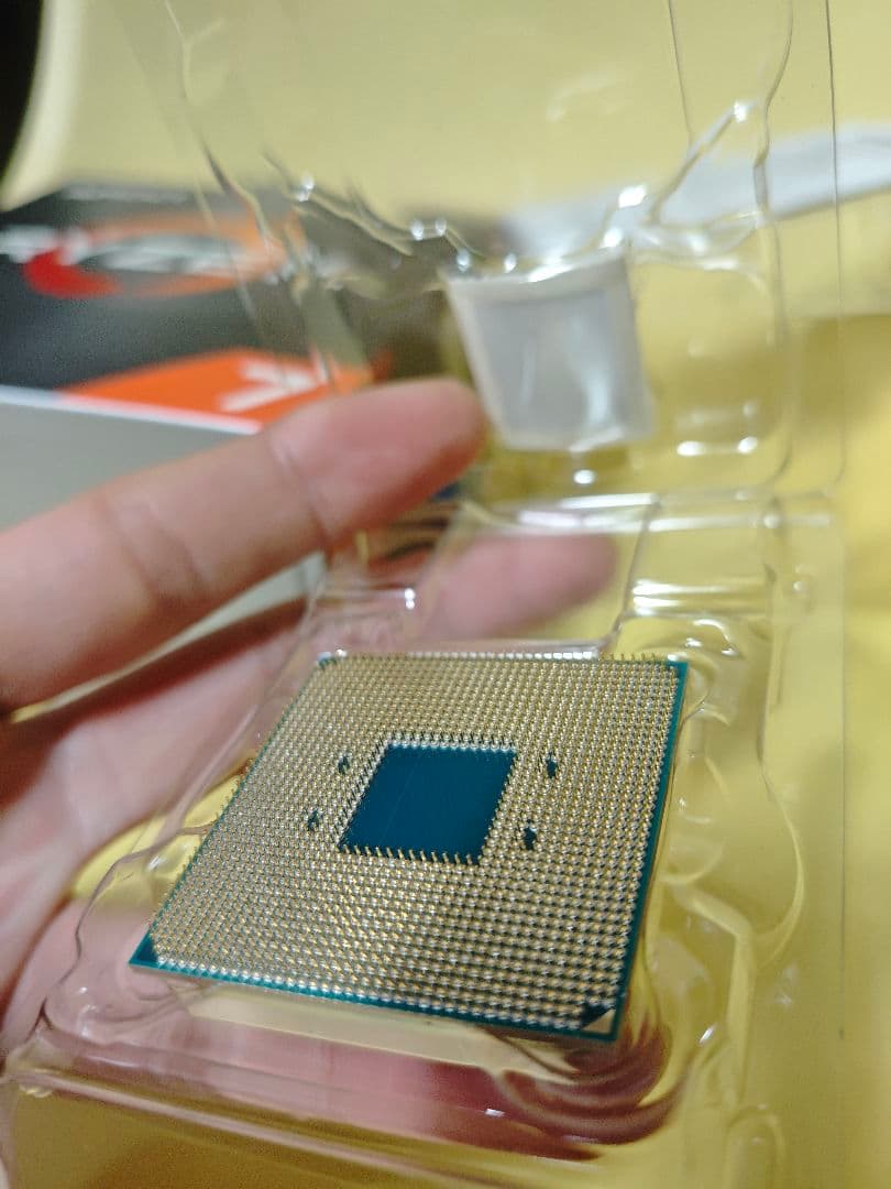AMD Ryzen 7 5700X デスクトップ CPU