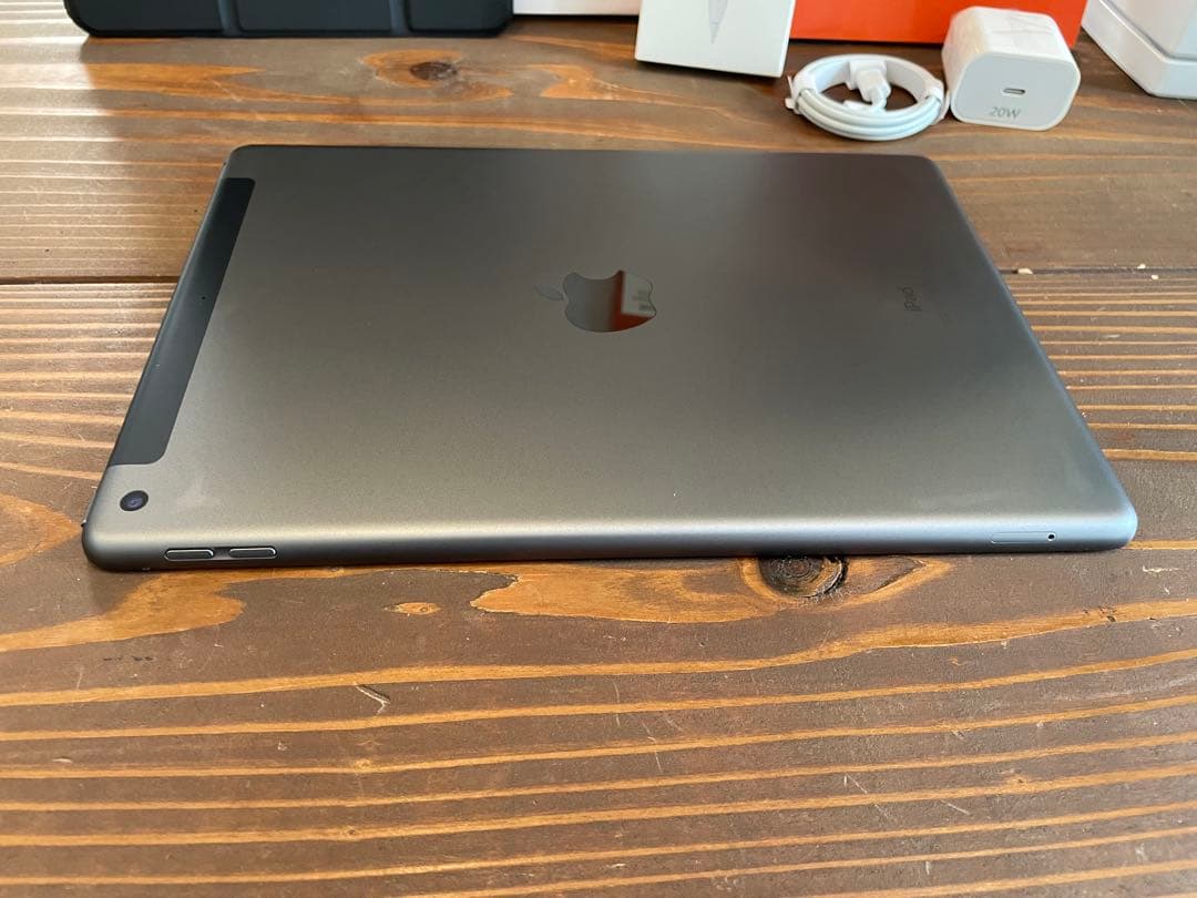 最終値下／iPad (第９世代) Wi-Fi + Cellular 64GB