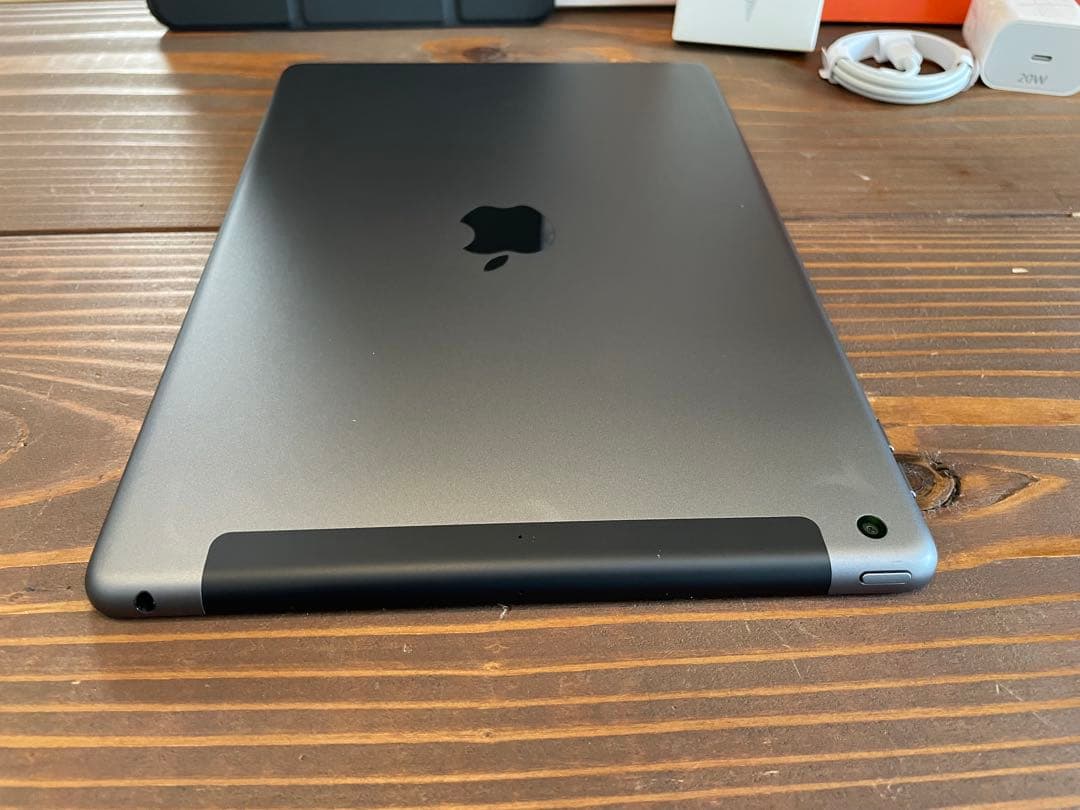 最終値下／iPad (第９世代) Wi-Fi + Cellular 64GB
