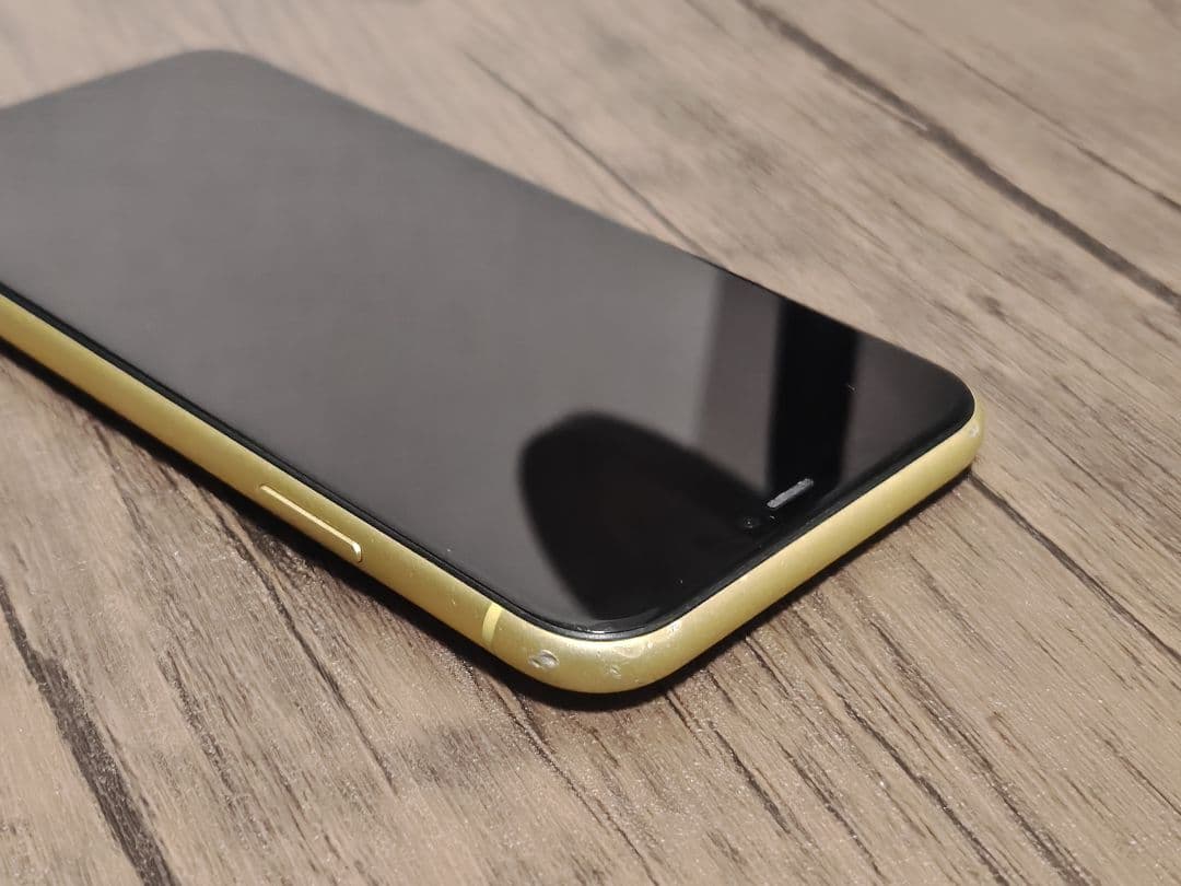 中古 iPhone 11 イエロー128ギガ SIMフリー Apple