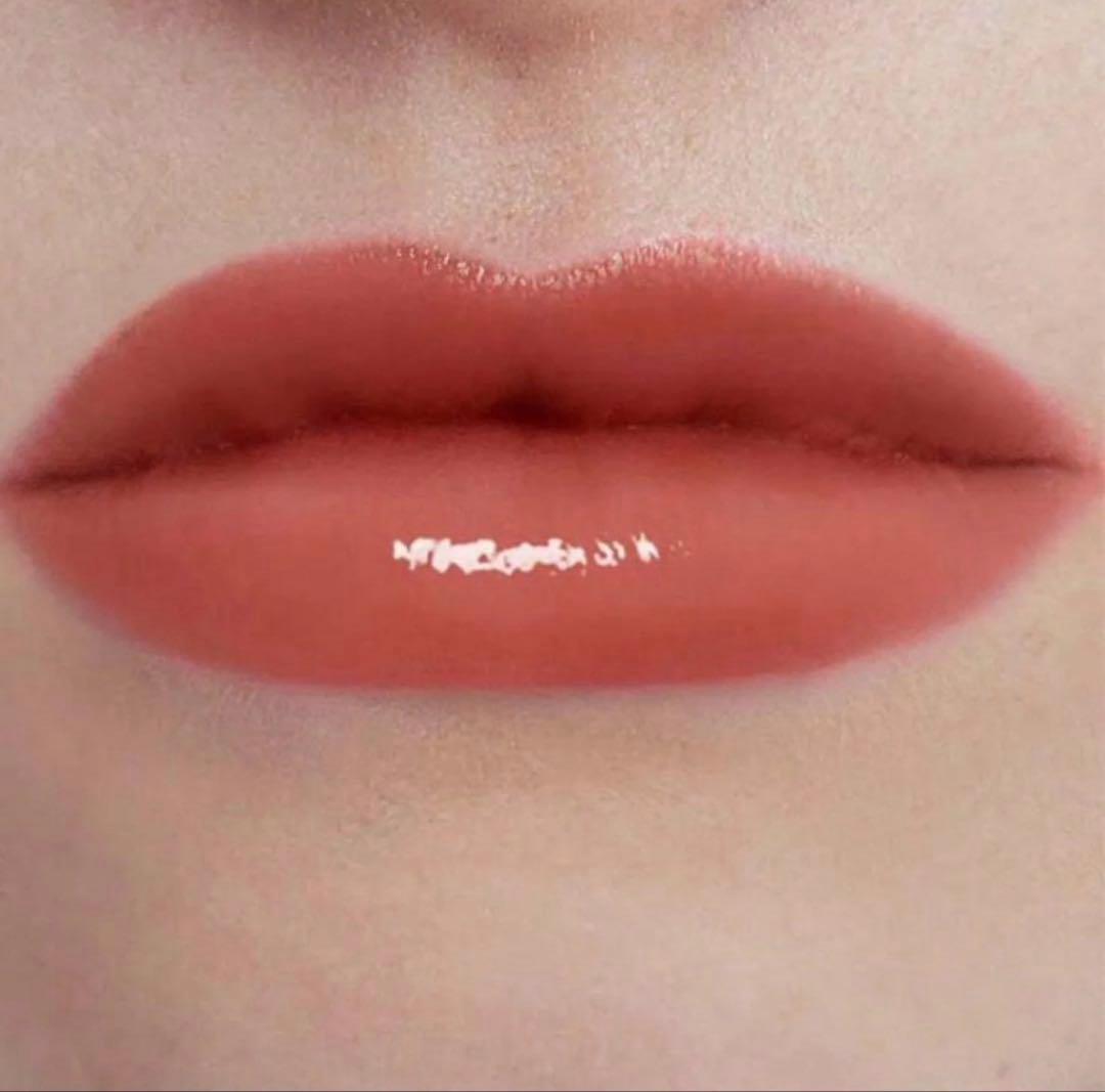 YSL ラブシャインキャンディ グロウバーム＜ コレクター＞ 7B