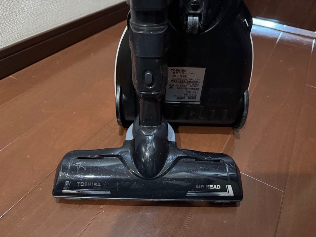 東芝 サイクロン掃除機 VC-C7A 年式／2021年製