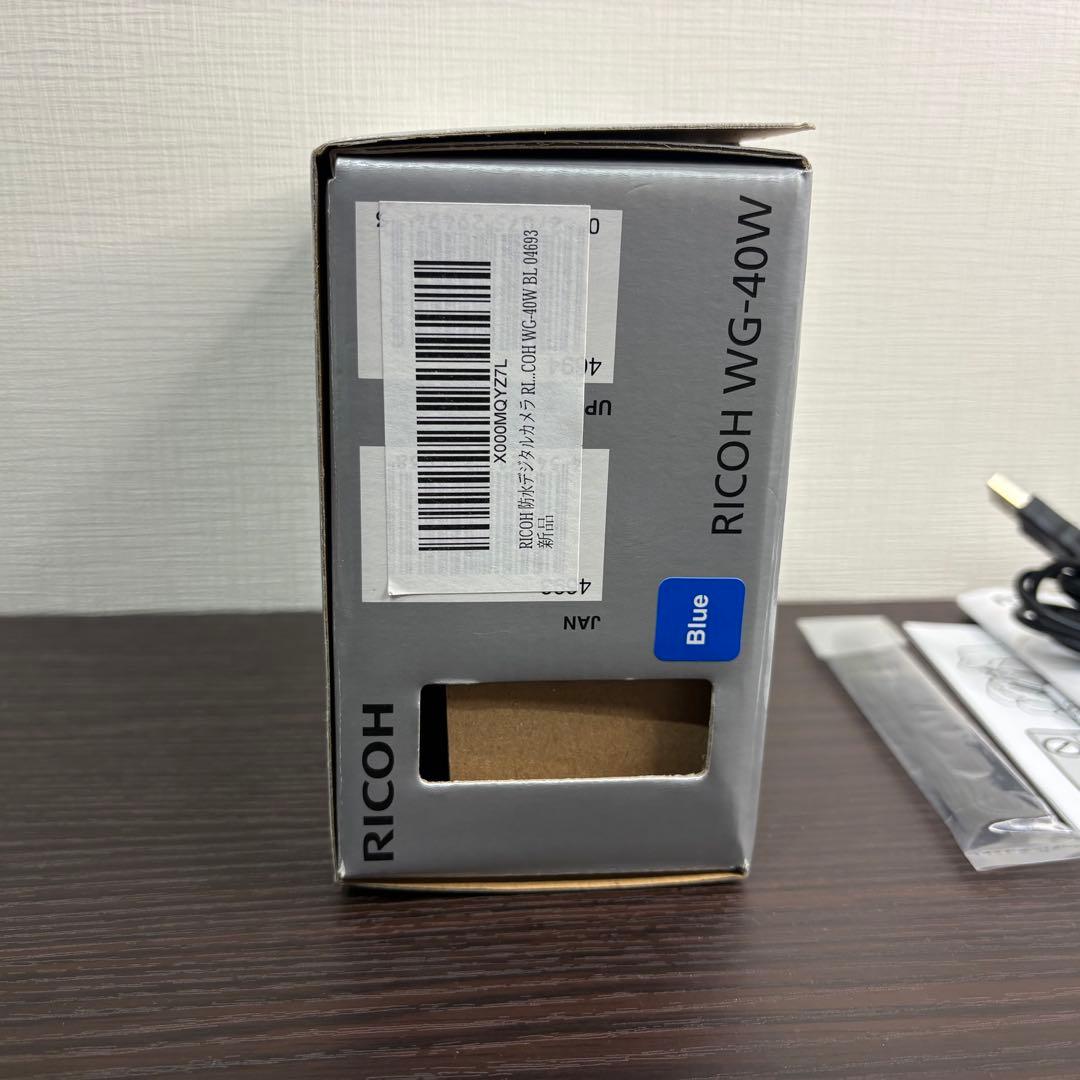 【中古美品】RICOH WG-40w コンパクトデジタルカメラ　青　ブルー