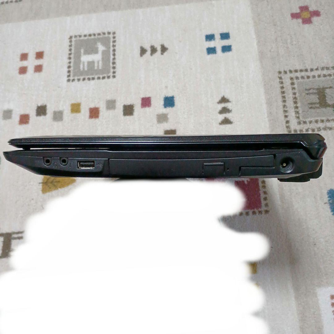 富士通LIFEBOOK AH56/C FMVA56CBG Windows11