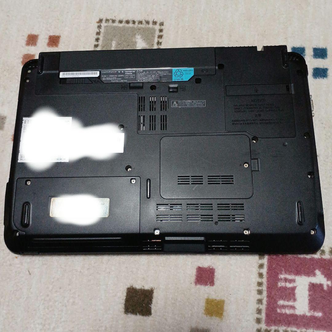 富士通LIFEBOOK AH56/C FMVA56CBG Windows11