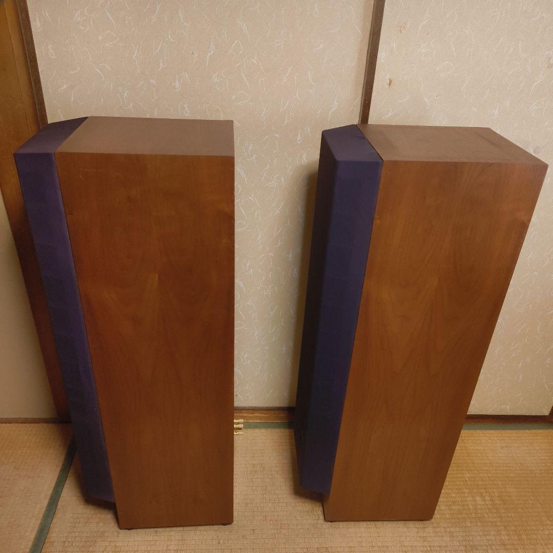 ① KEF スピーカー Model105/3S