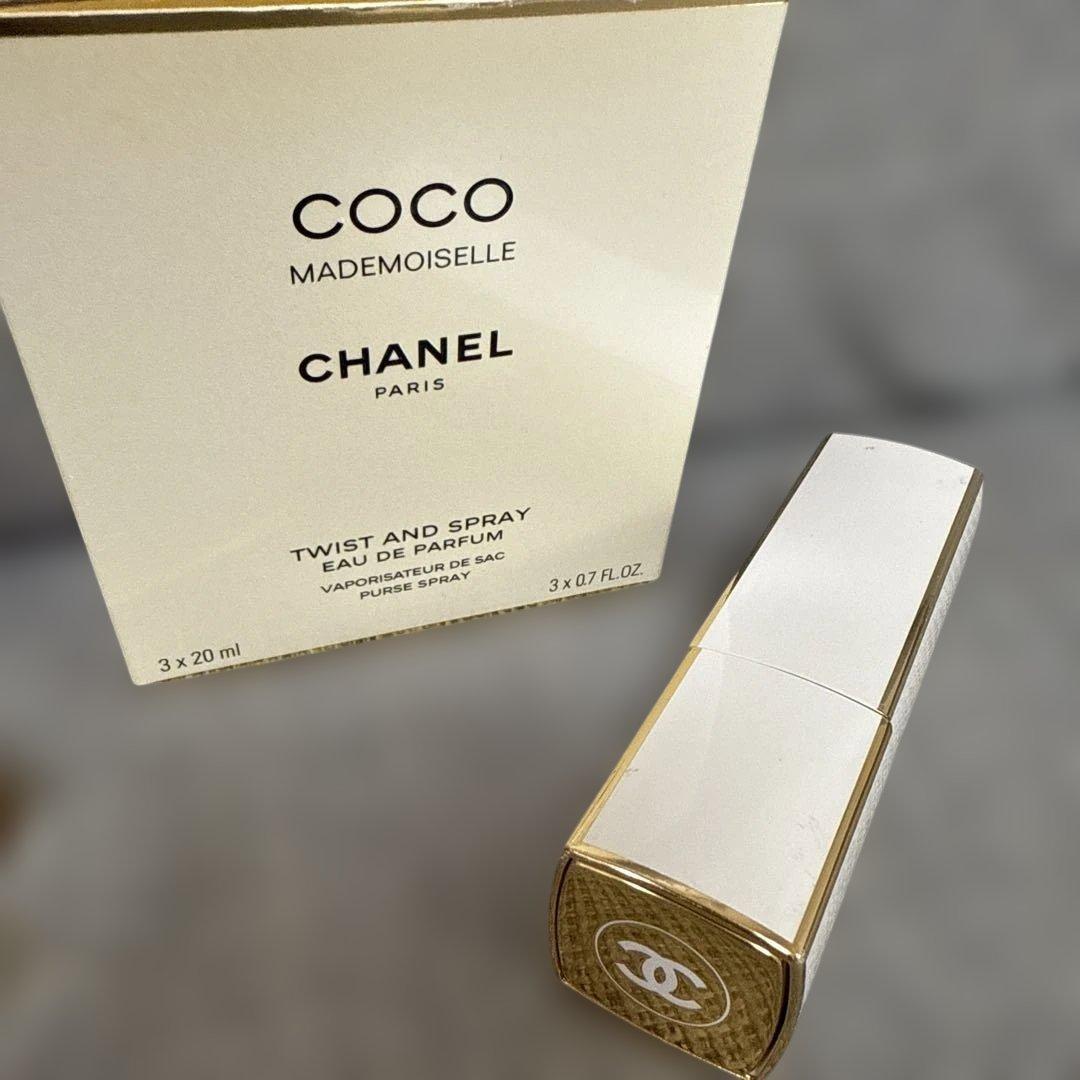 CHANEL ココ　マドモアゼル　ツイスト＆スプレー セット