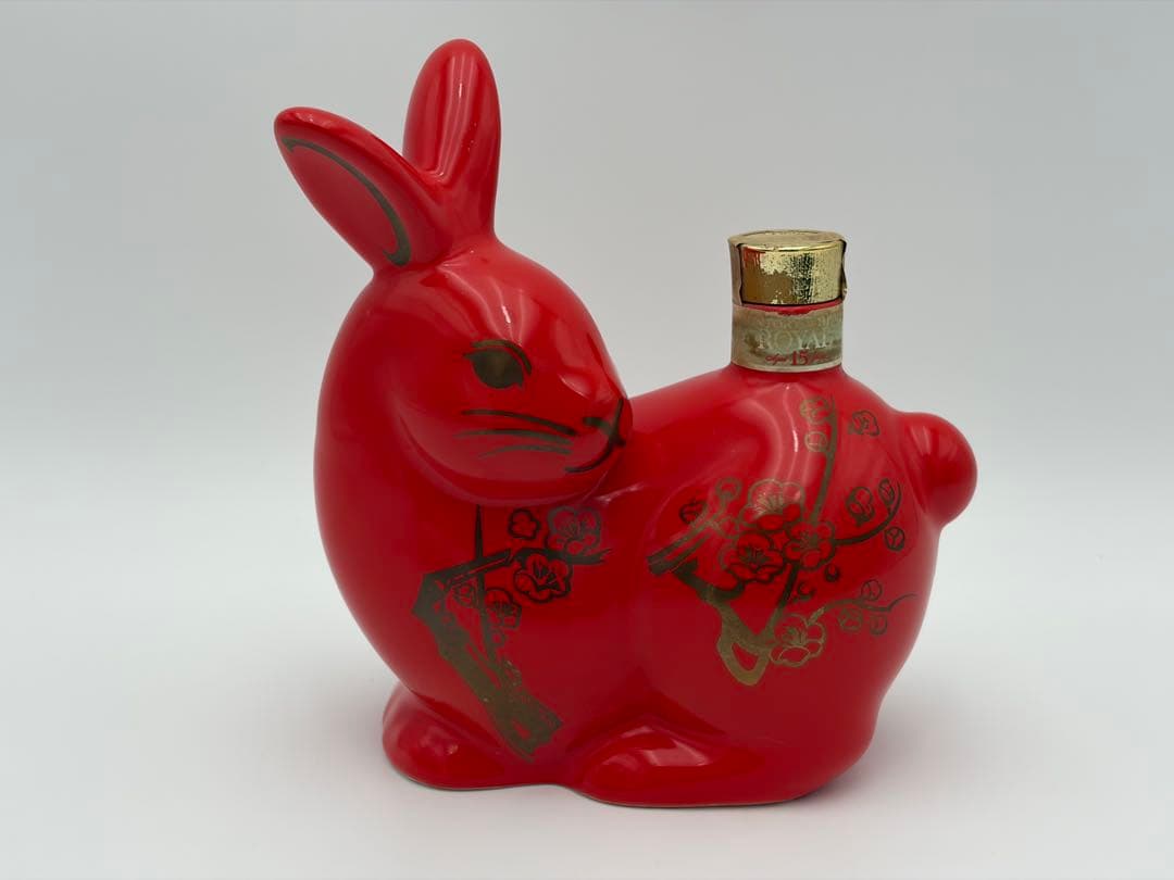 【未開栓】サントリー ウィスキー 600ml ローヤル 15年 干支ボトル 卯