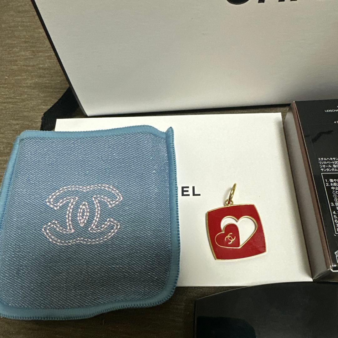 CHANEL LES 4 OMBRES 29 ココ ジーン 限定版
