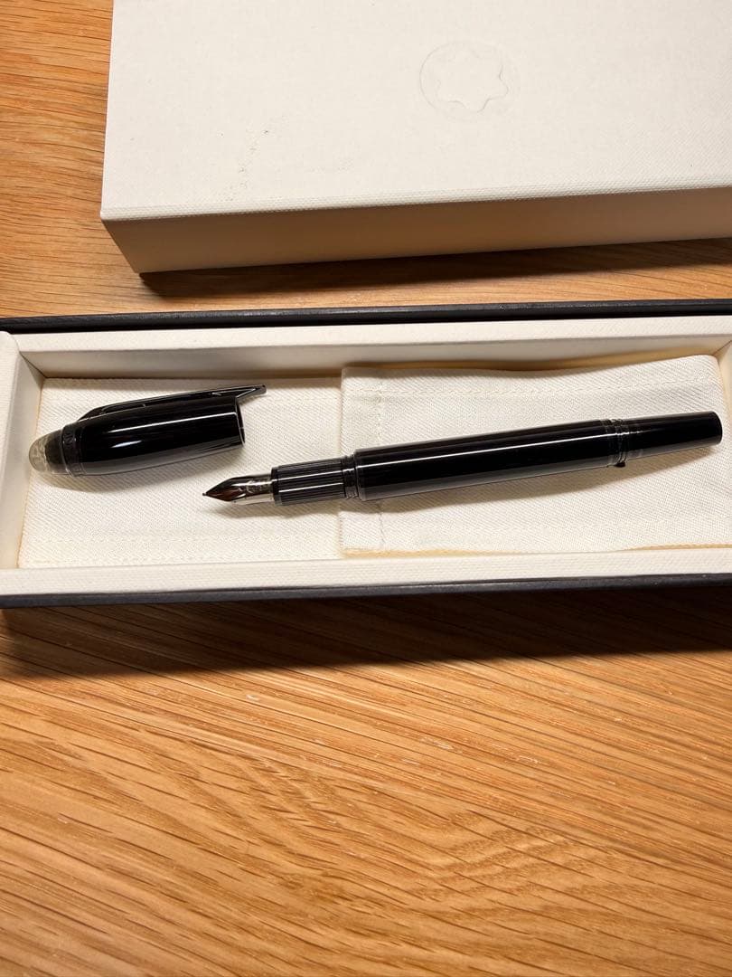 MONTBLANC モンブラン スターウォーカー 万年筆 ウルトラブラック
