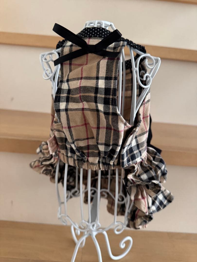 国産　チェック柄犬服 大きなリボン付き　Mサイズ　美品