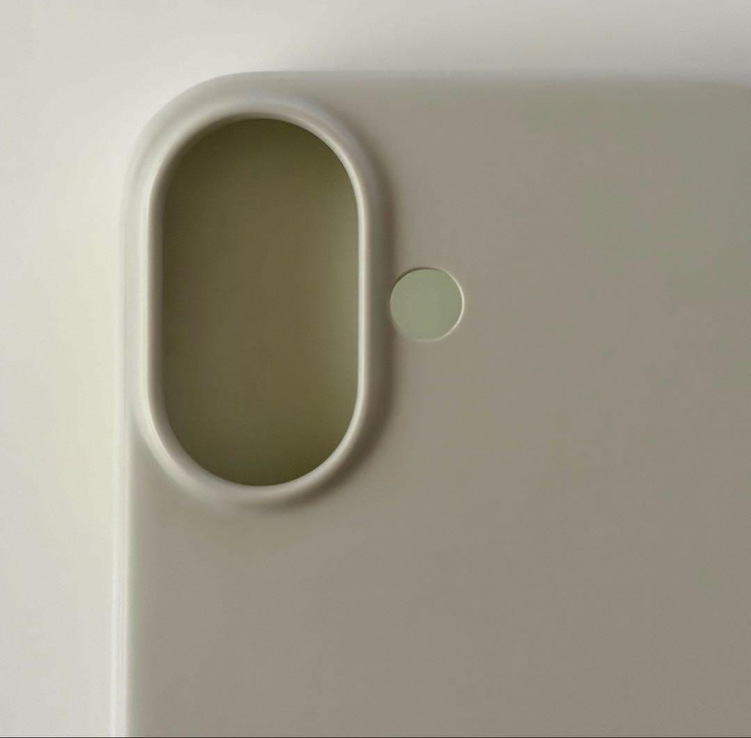 Beats iPhone17 ケース ライムストーン