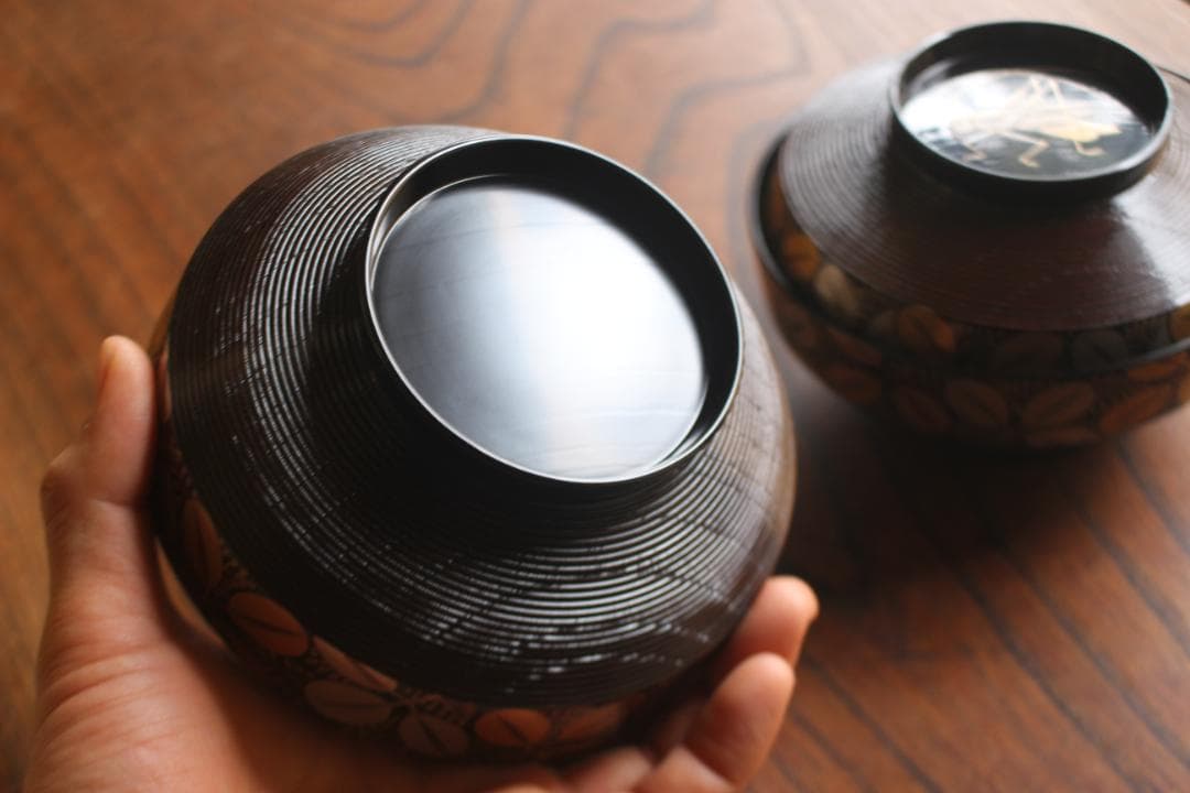 デッドストック！風情ある千筋糸目に極上萩蟋蟀蒔絵の映える煮物椀2点（検懐石椀