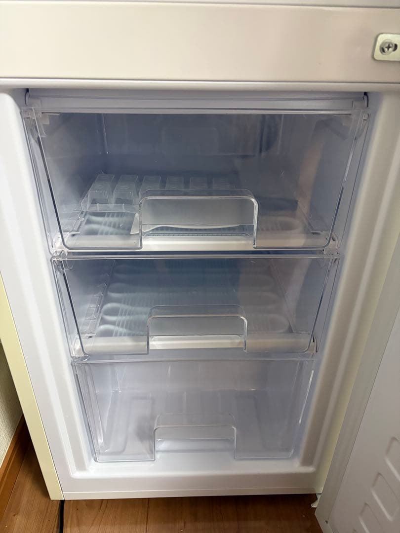 Retoro レトロ　冷凍冷蔵庫　130L オフホワイト