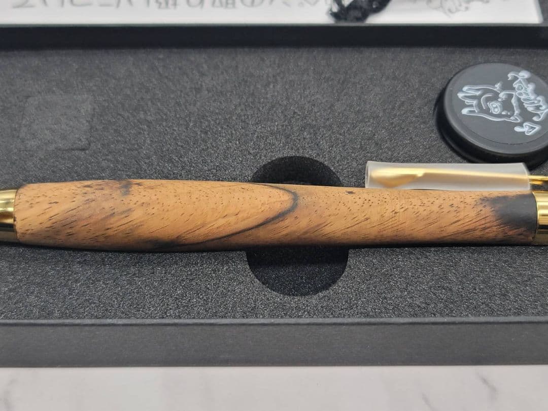 新品　こぶた工房　黒柿　極上　金金具　ボールペン
