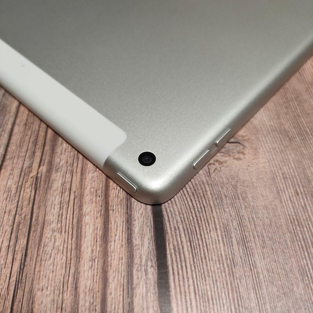 iPad 第7世代 128GB シルバー 美品 バッテリー98%