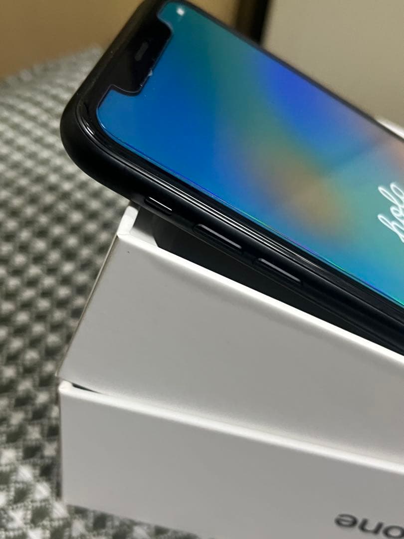 iPhone XR 128GB softbank SIMロックあり