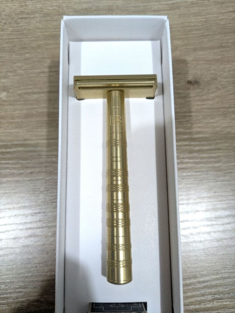 Henson Shaving AL13 アルミニウム剃刀 ゴールド