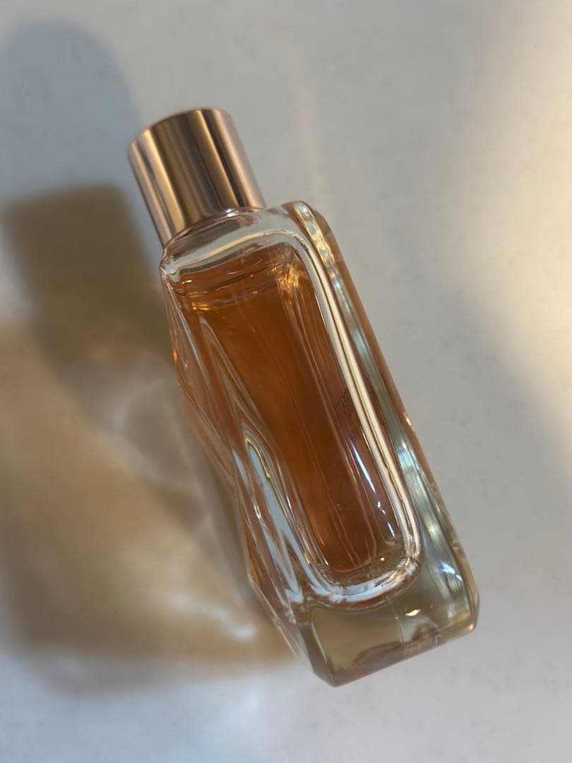 GIVENCHY イレジスティブル オーデパルファム　80ml