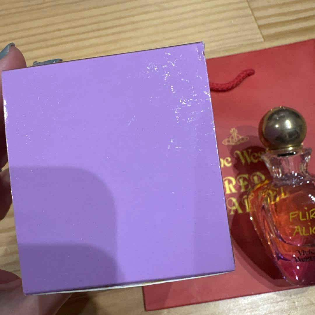 Vivienne Westwood FLIRTY ALICE 75ml 限定版