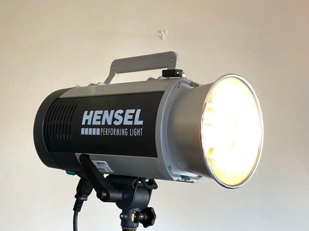 ドイツ製HENSEL Ｅxpert D500ストロボ