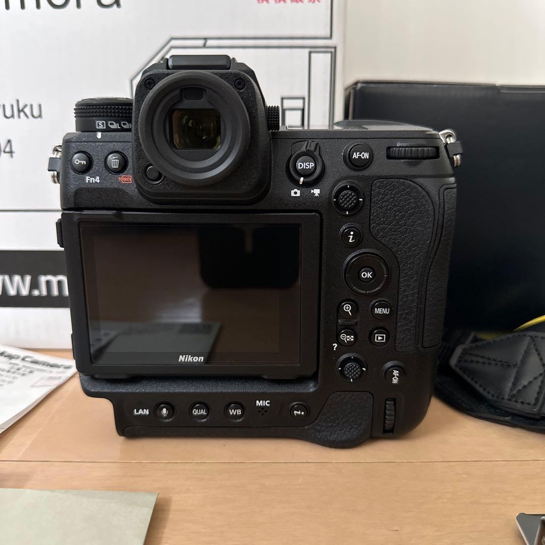 Nikon Z9ボディ（CFexpressカード無し）