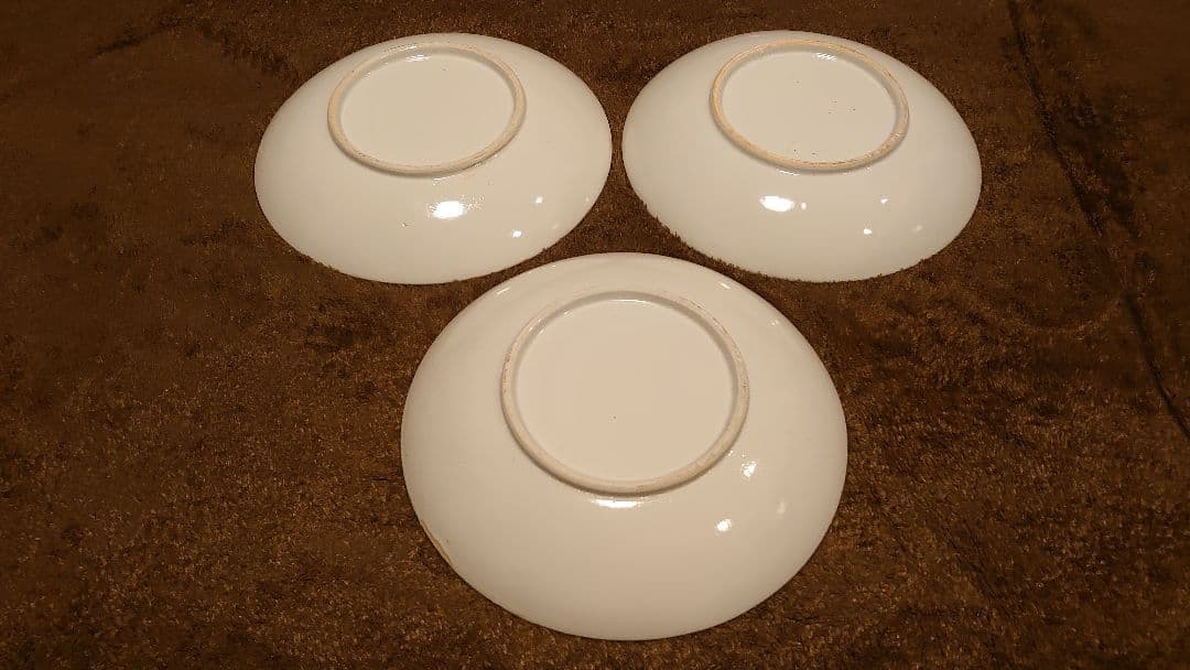 古伊万里　伊万里　色絵　華の図　三ツ割　大皿　３客