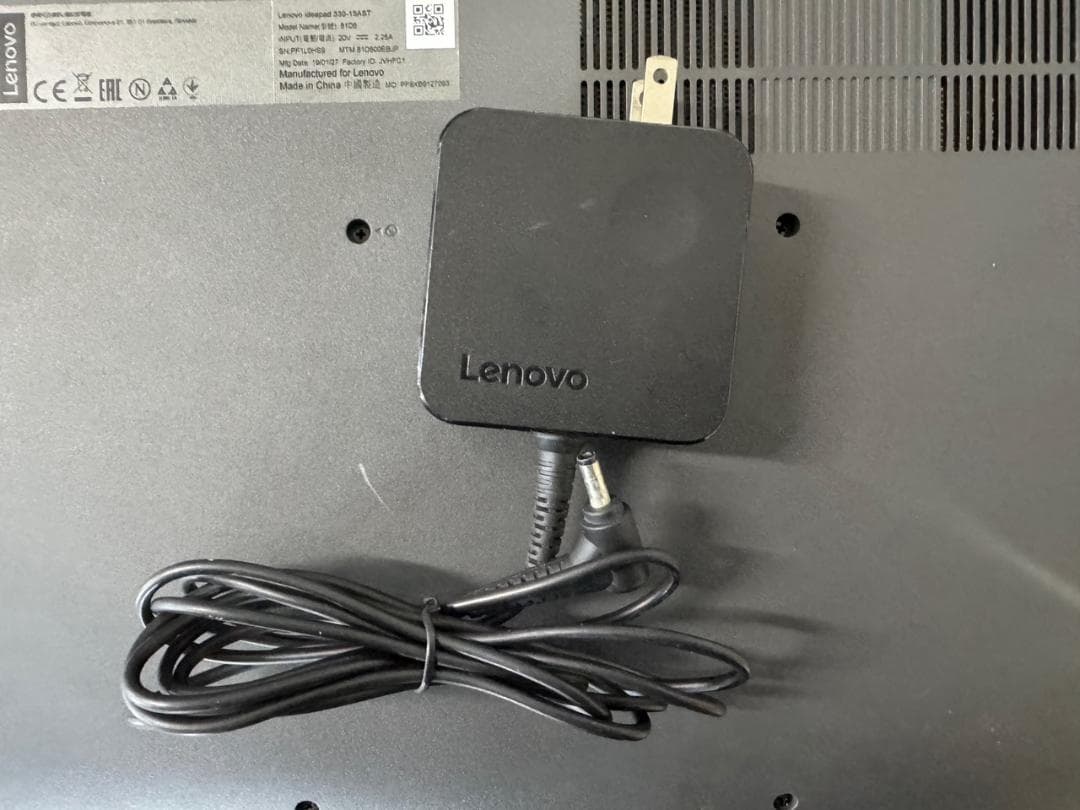 Lenovo ideapad 330-15AST ノートPC