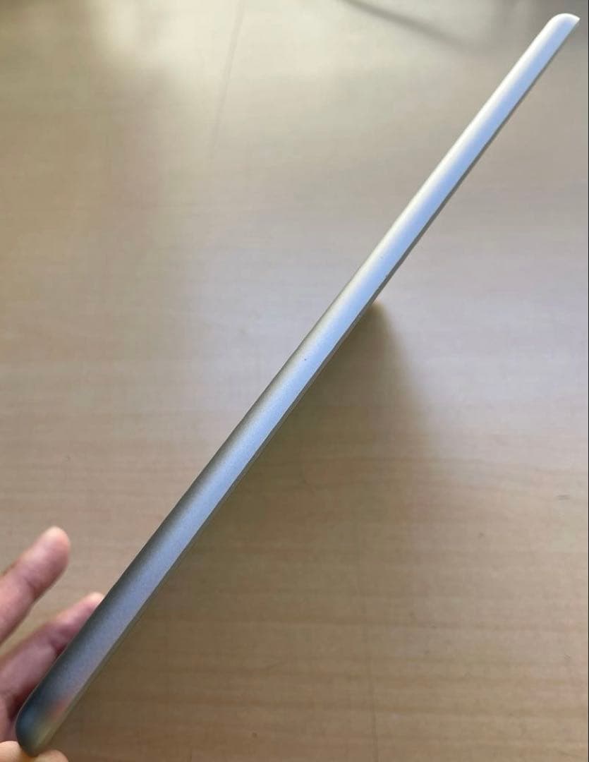 iPad 第6世代　A1893　Wi-Fi スペースグレイ　32GB 美品