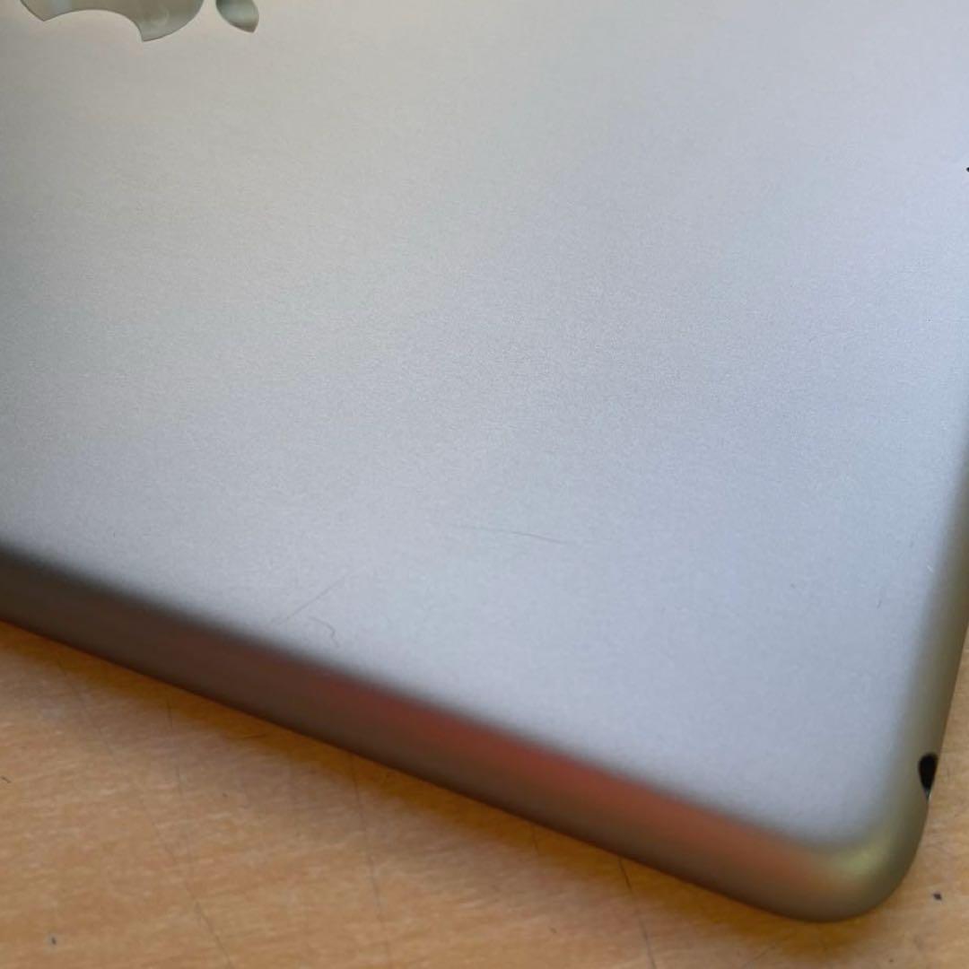 iPad 第6世代　A1893　Wi-Fi スペースグレイ　32GB 美品