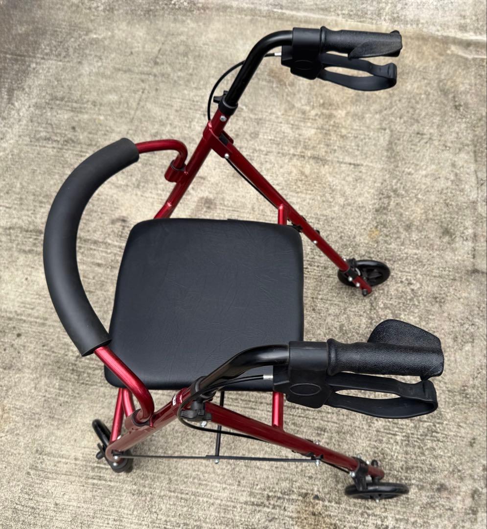 歩行器 メーカー ''Healthmeans walker''