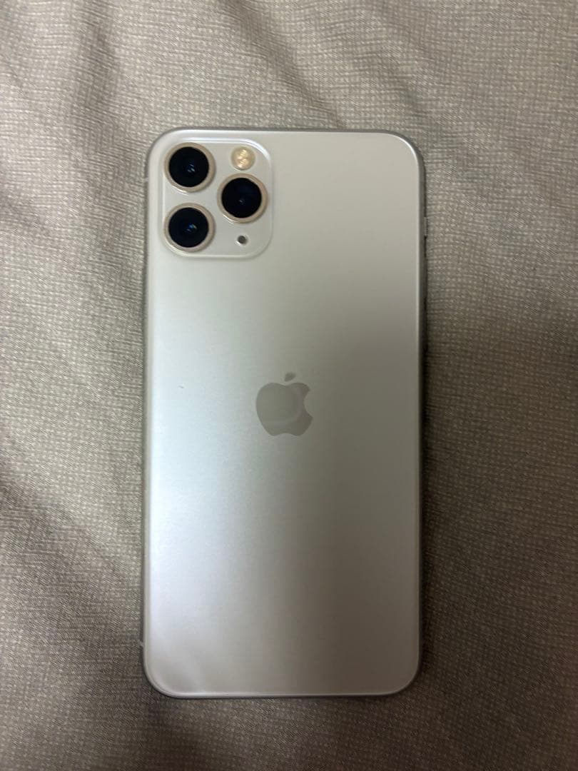 Apple iPhone 11 Pro シルバー 本体