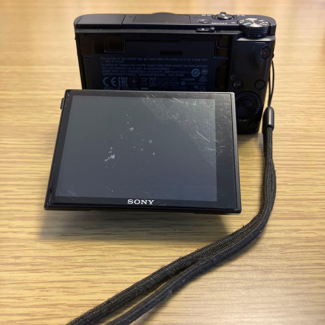 SONY サイバーショット:DSC-RX100M5 ロープロのケース付き