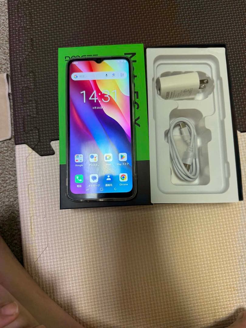 DOOGEE シルバー 本体 充電器付き