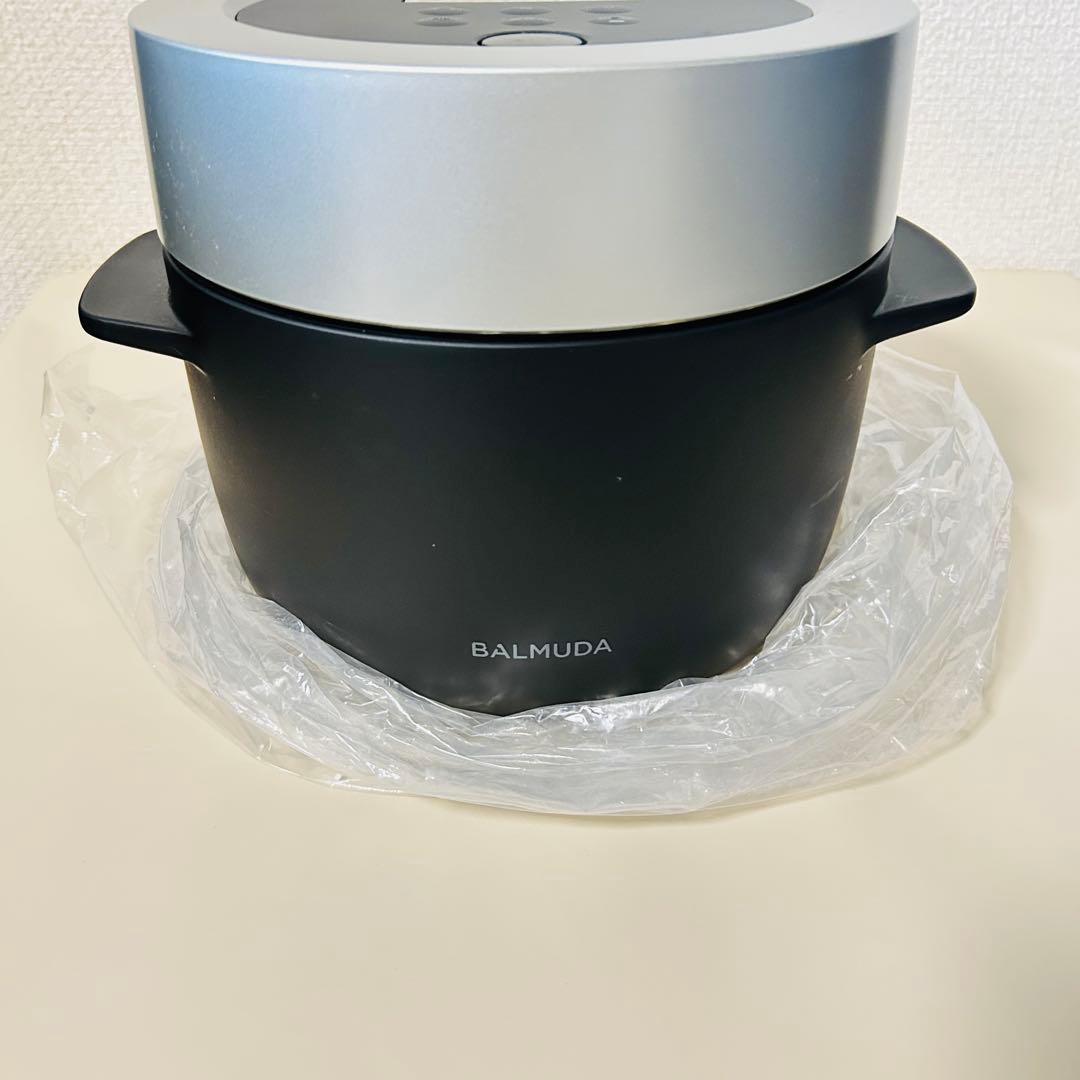 【美品】BALMUDA 炊飯器 ブラック/シルバー