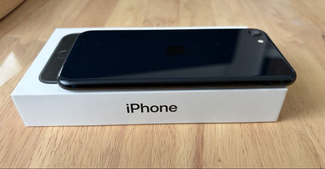 Apple iPhoneSE 第3世代 128GB ミッドナイ