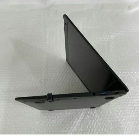 【毎日値引セール】Miraxess MIRABOOK　PC型モバイルアクセサリー