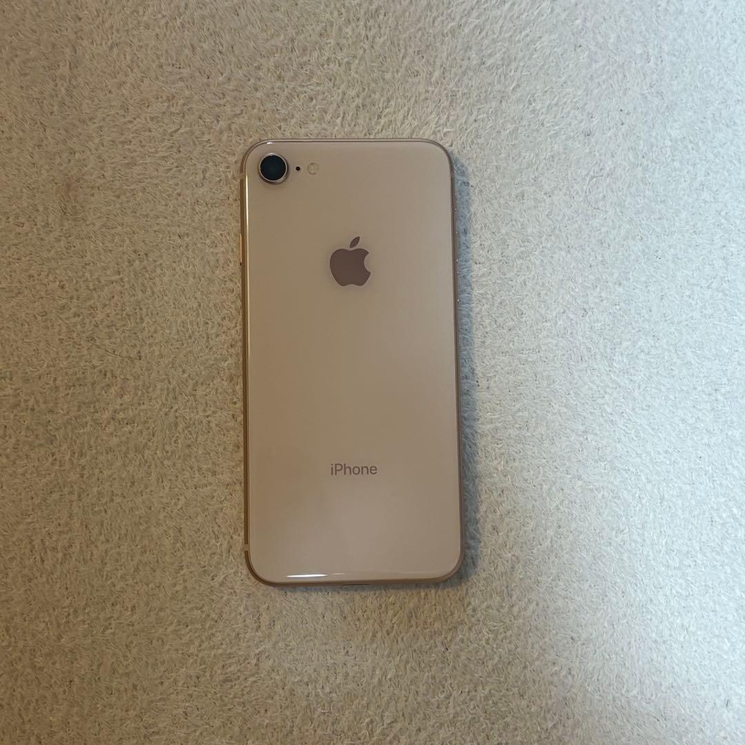 iPhone8 64GBバッテリー84%
