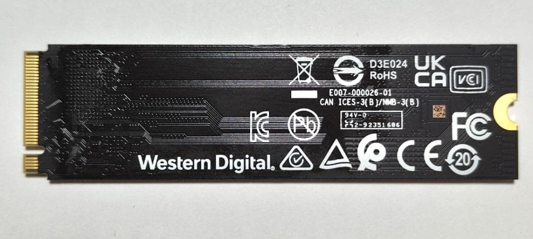 ウエスタンデジタル　WD SN560 M.2 NVMe SSD 1TB