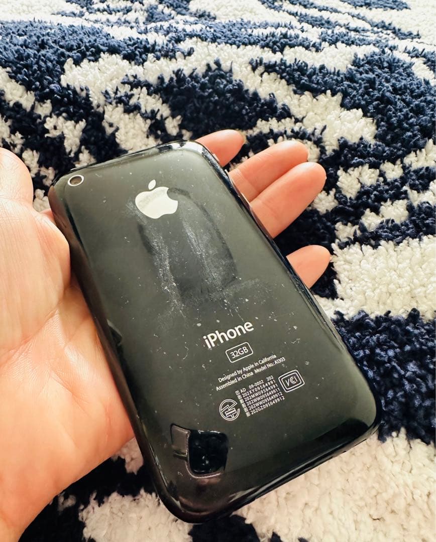 Apple iPhone 4sブラック