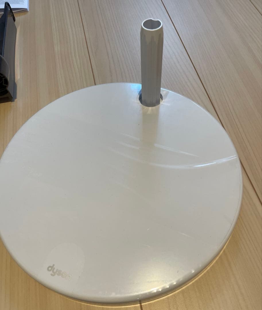 ダイソン　v12 detect slim fluffy 充電器スタンド