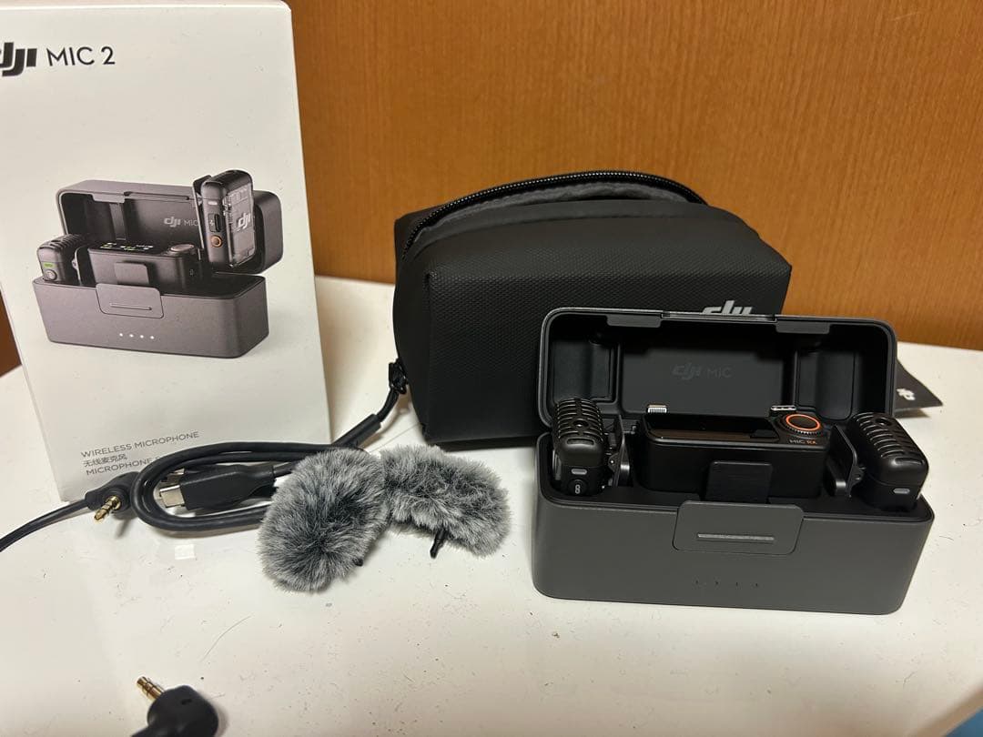 DJI Mic 2（トランスミッター×2 + レシーバー×1 + 充電ケース）