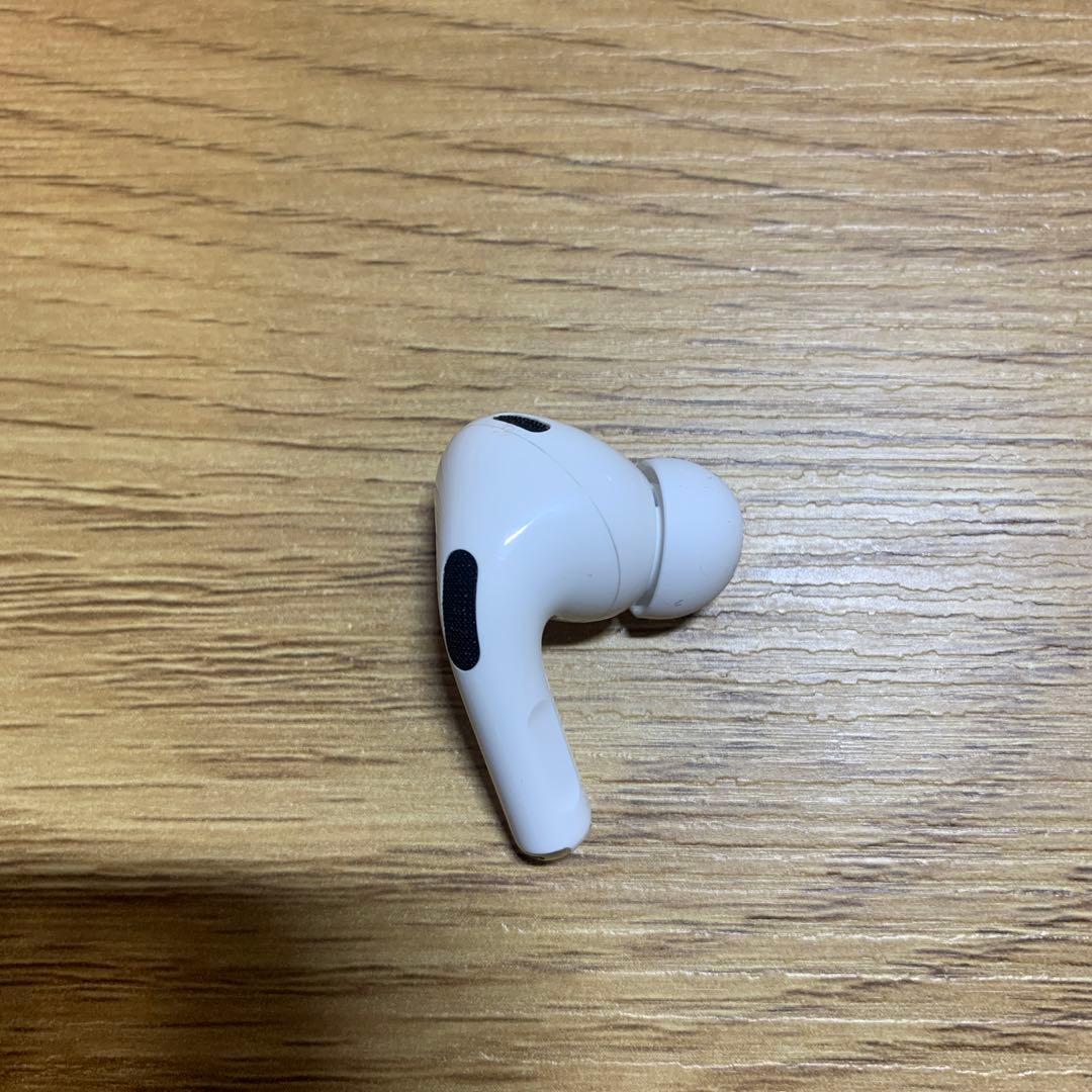 Apple AirPods Pro 第二世代　lightning 右耳　右側