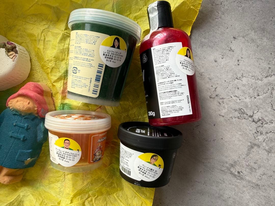 【新品未使用】LUSH7点セットバスボム、スクラブ、ボディーソープなどミニオン