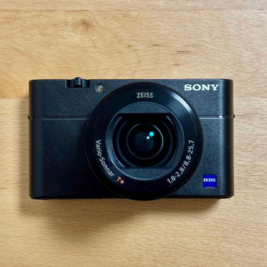 デジタルカメラ SONY RX100 M5 (DSC-RX100M5)