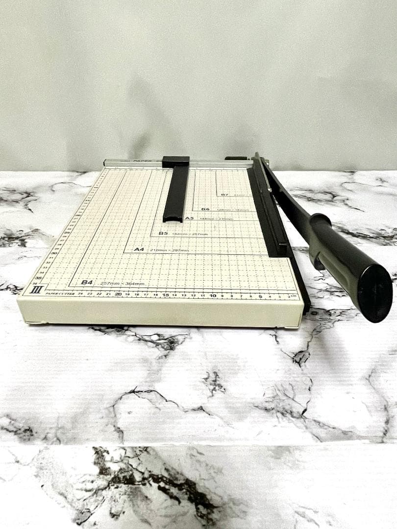 【良品】No.8013 ペーパーカッター 裁断機 B4-B7対応